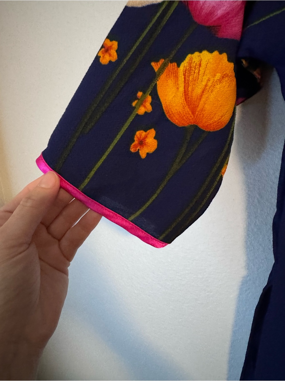 100% Silk Navy Floral Dress with Poppy Print and Pink Trim - Picture 7 of 7